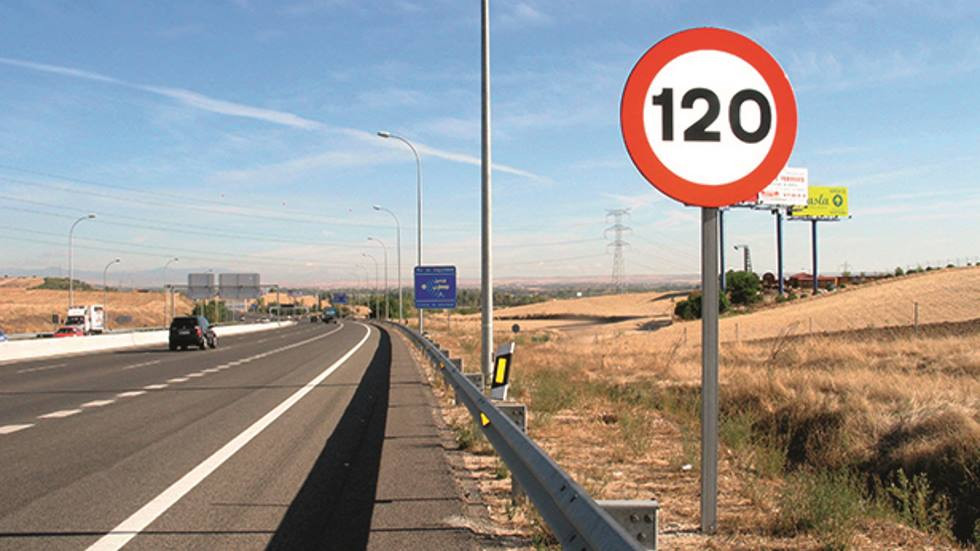 Máxima, aconsejable, anormalmente reducida… la DGT explica los tipos de velocidad