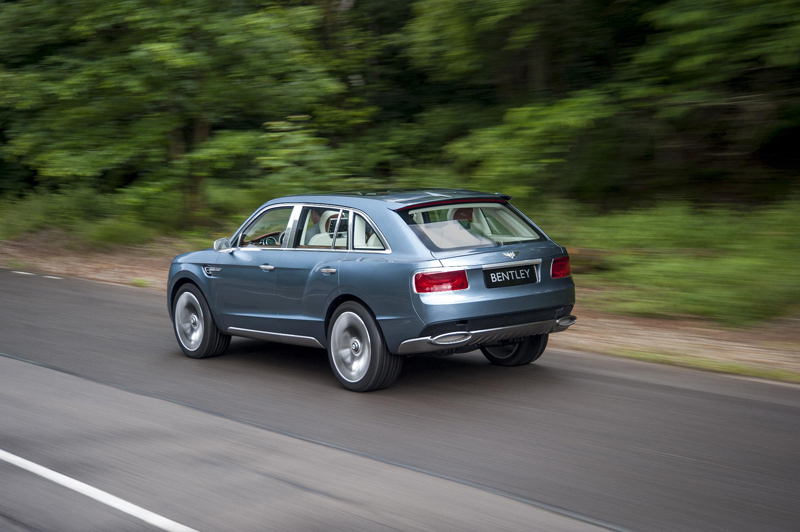 Bentley EXP 9F prototipo SUV