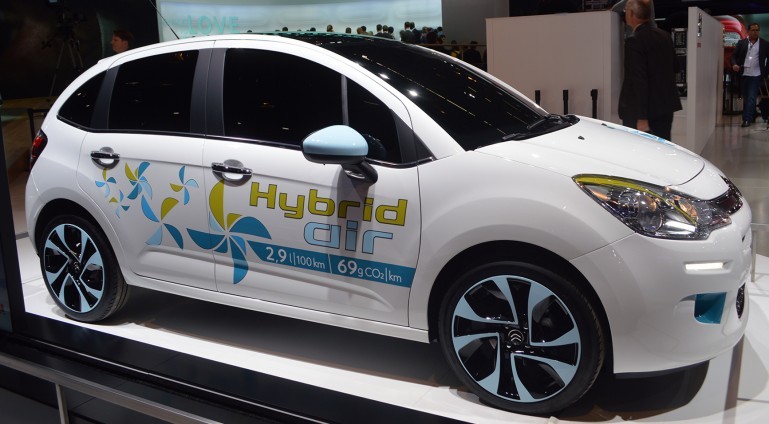 Peugeot 208 Hybrid Air Peugeot 208 Hybrid Air