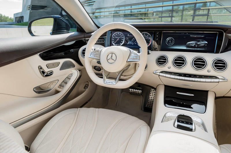 Mercedes S 65 AMG Coupé interior