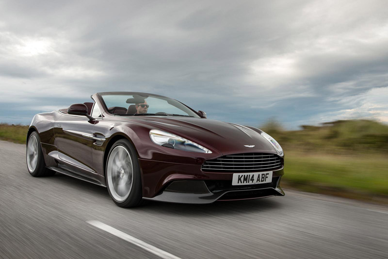 Aston Martin Vanquish Volante 2015