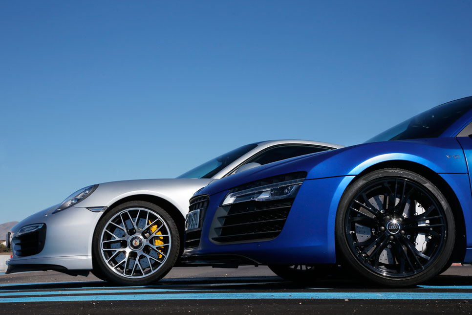 Comparativa: Audi R8 V10 Plus vs Porsche 911 Turbo S