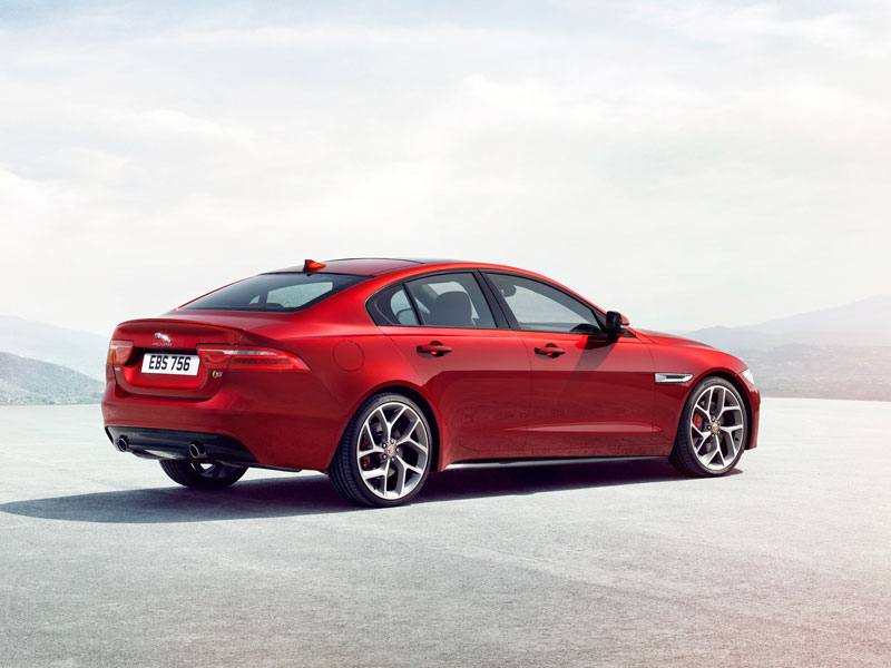 Jaguar XE