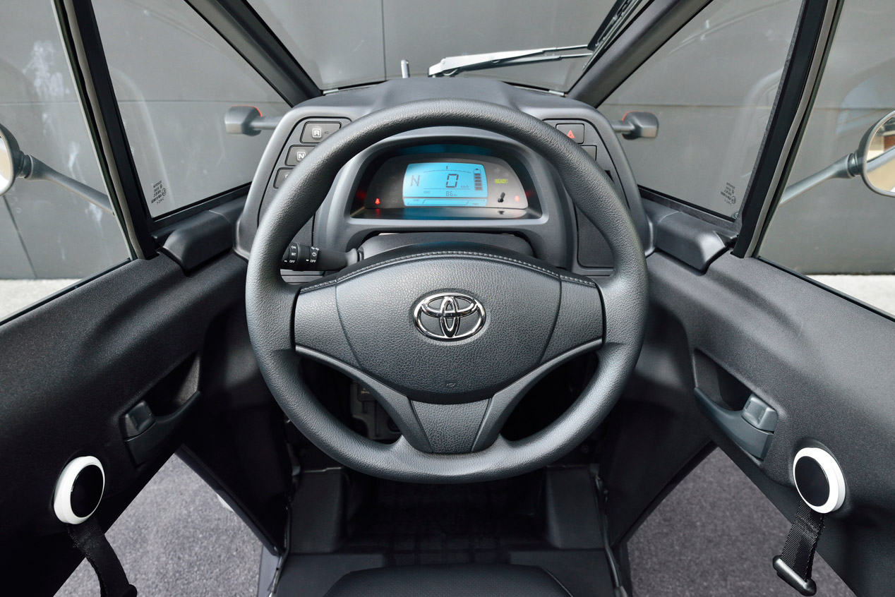 Toyota i-ROAD