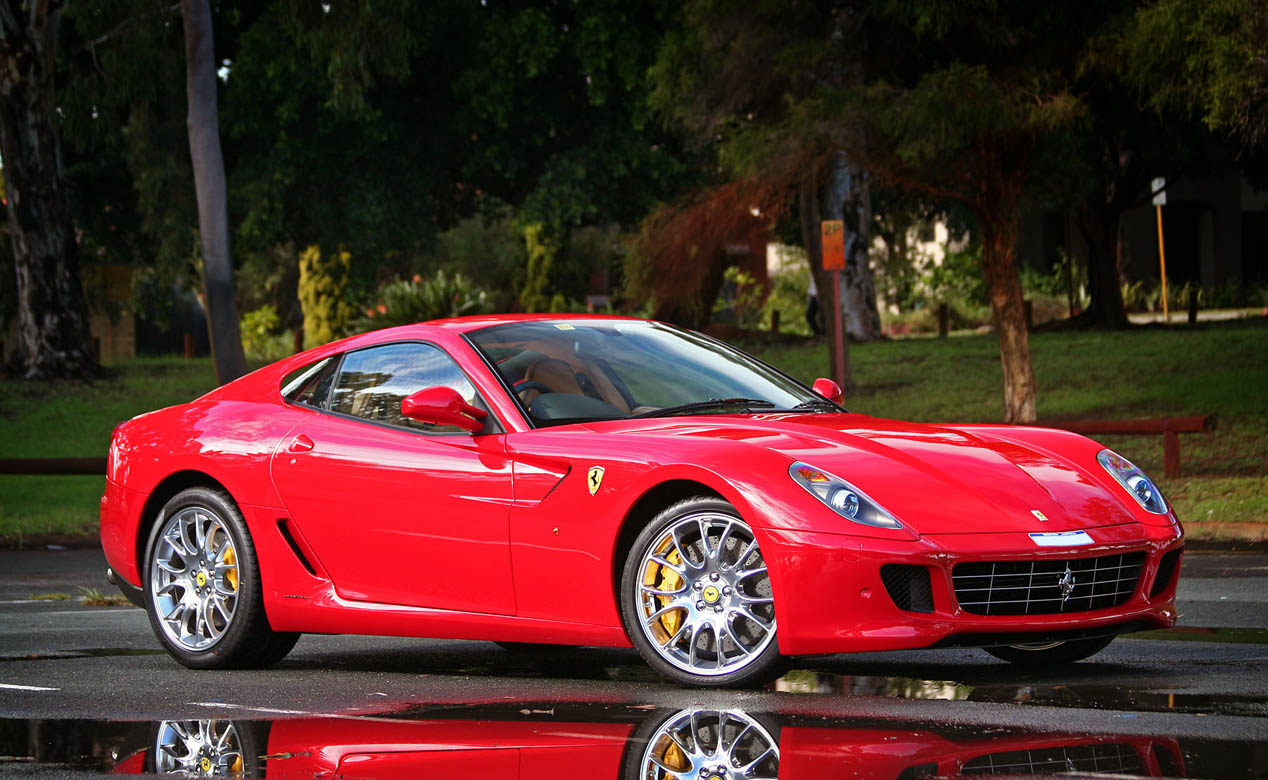 Ferrari 599