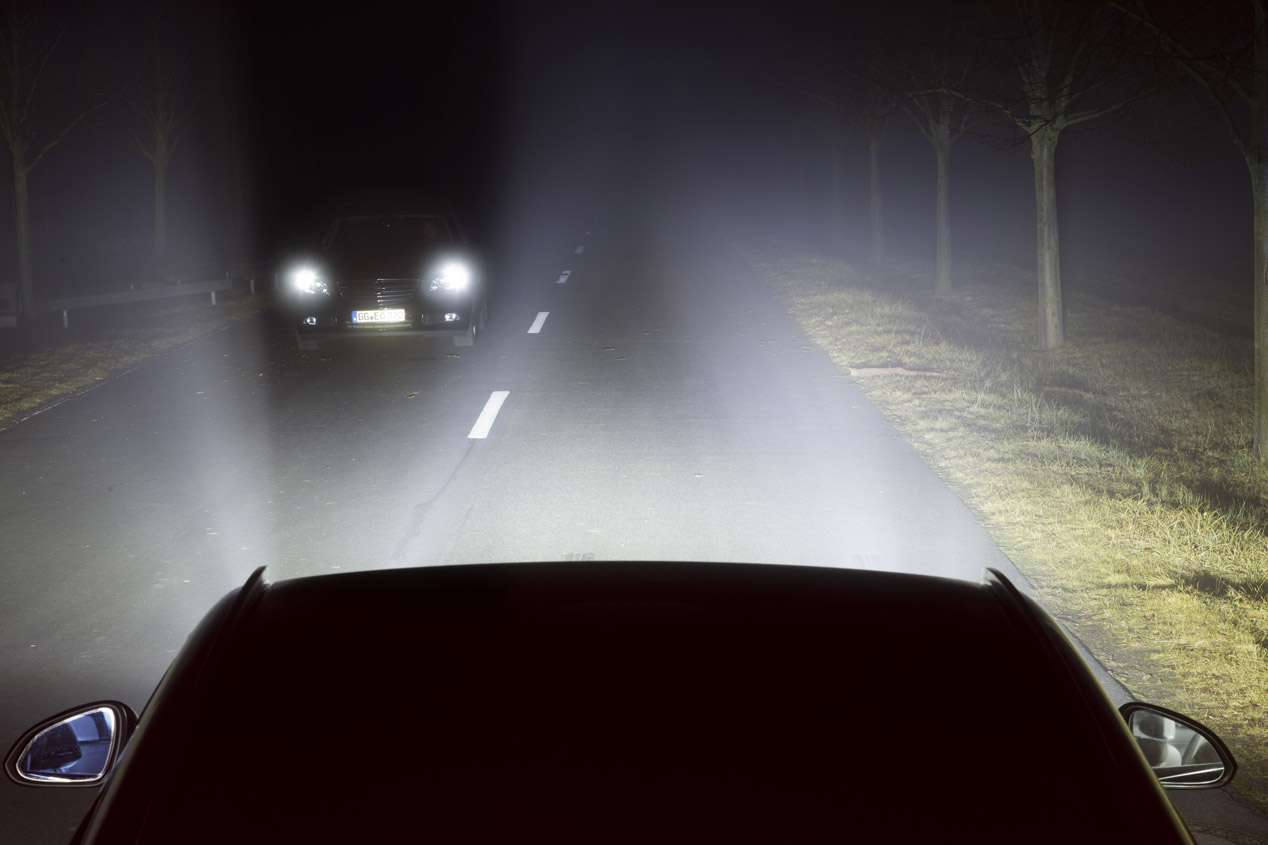 Nueva generación del sistema de iluminación adaptativa 'AFL ' de Opel