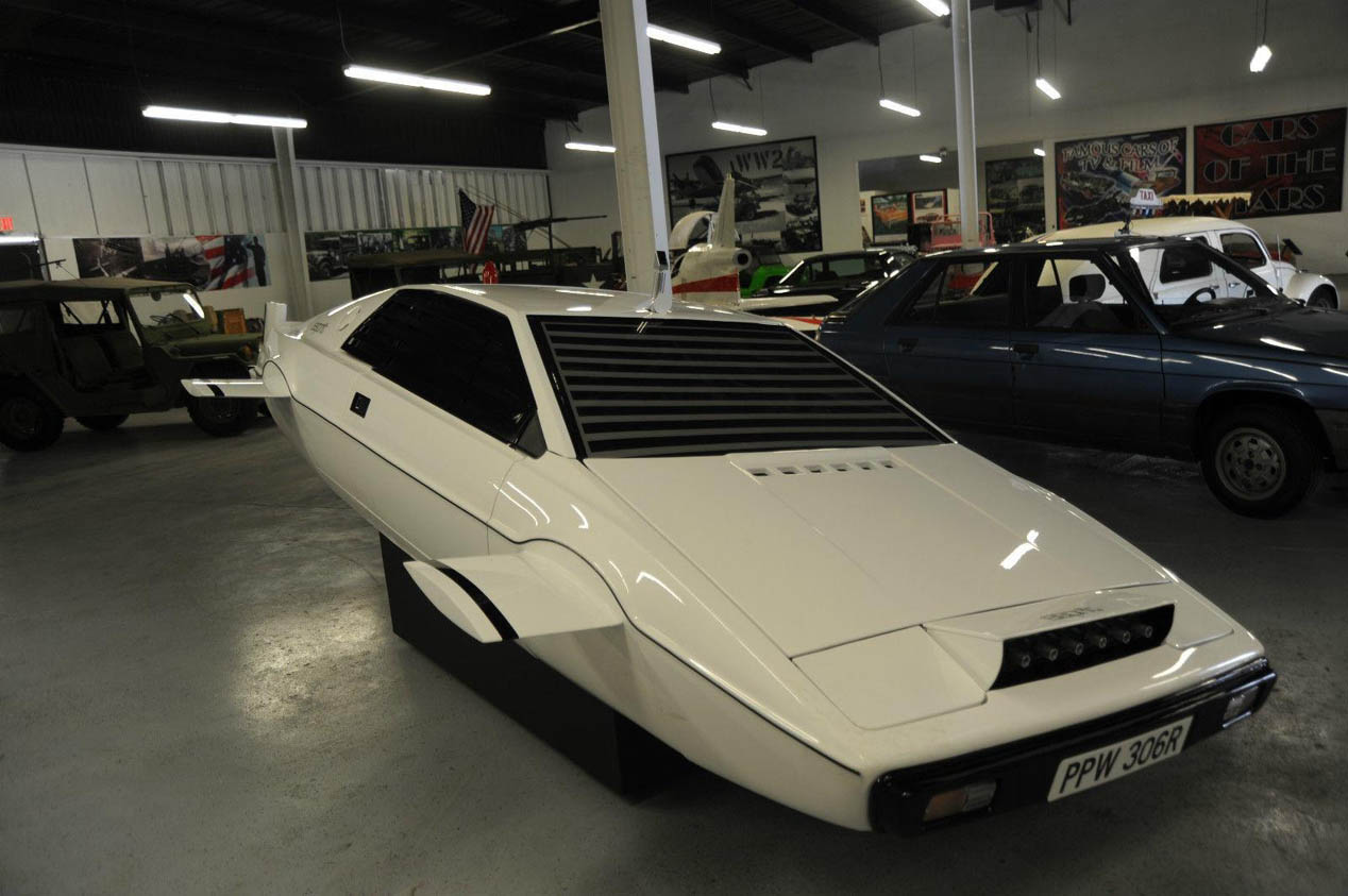 Lotus Esprit submarino de James Bond