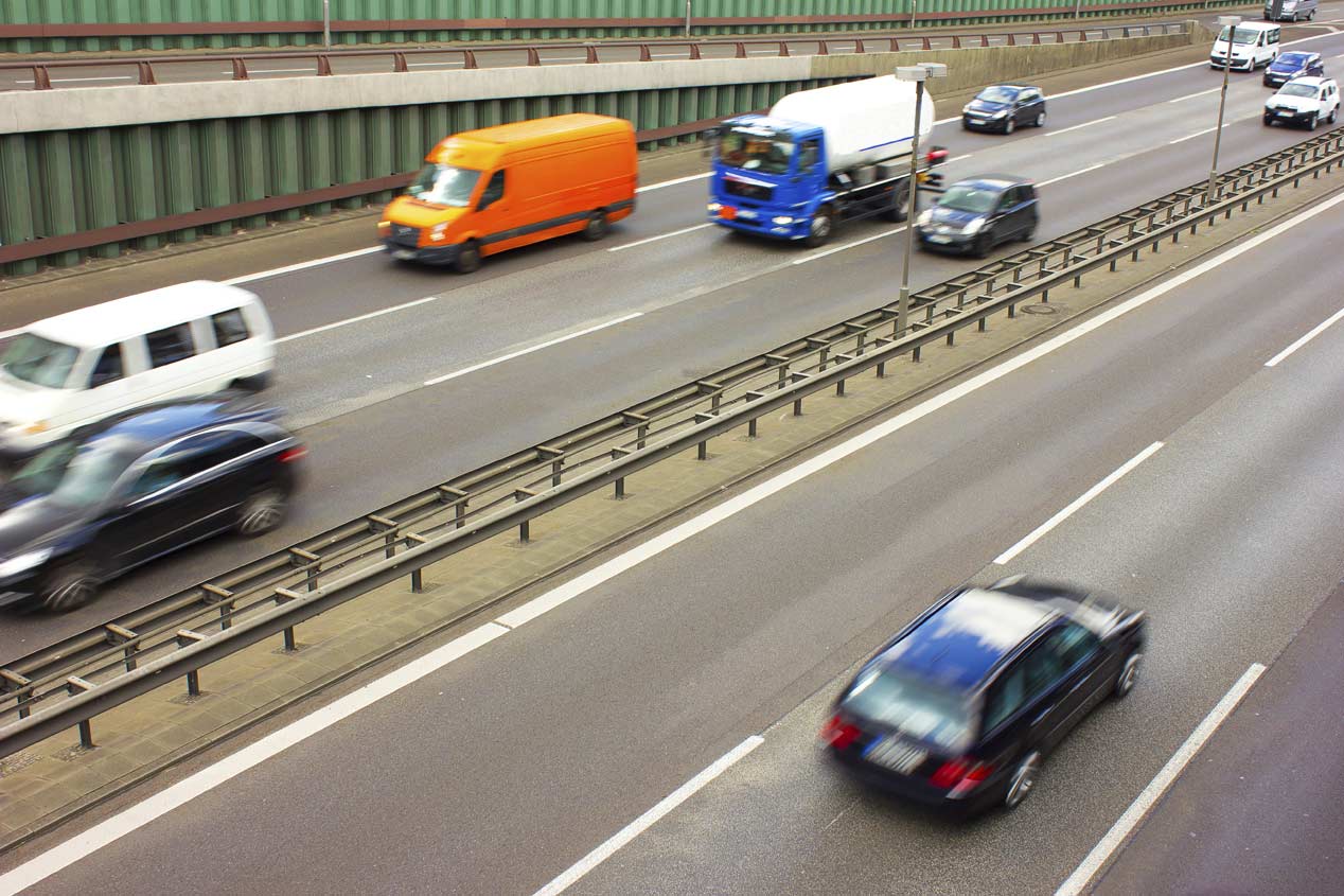 Quedarse en el carril central