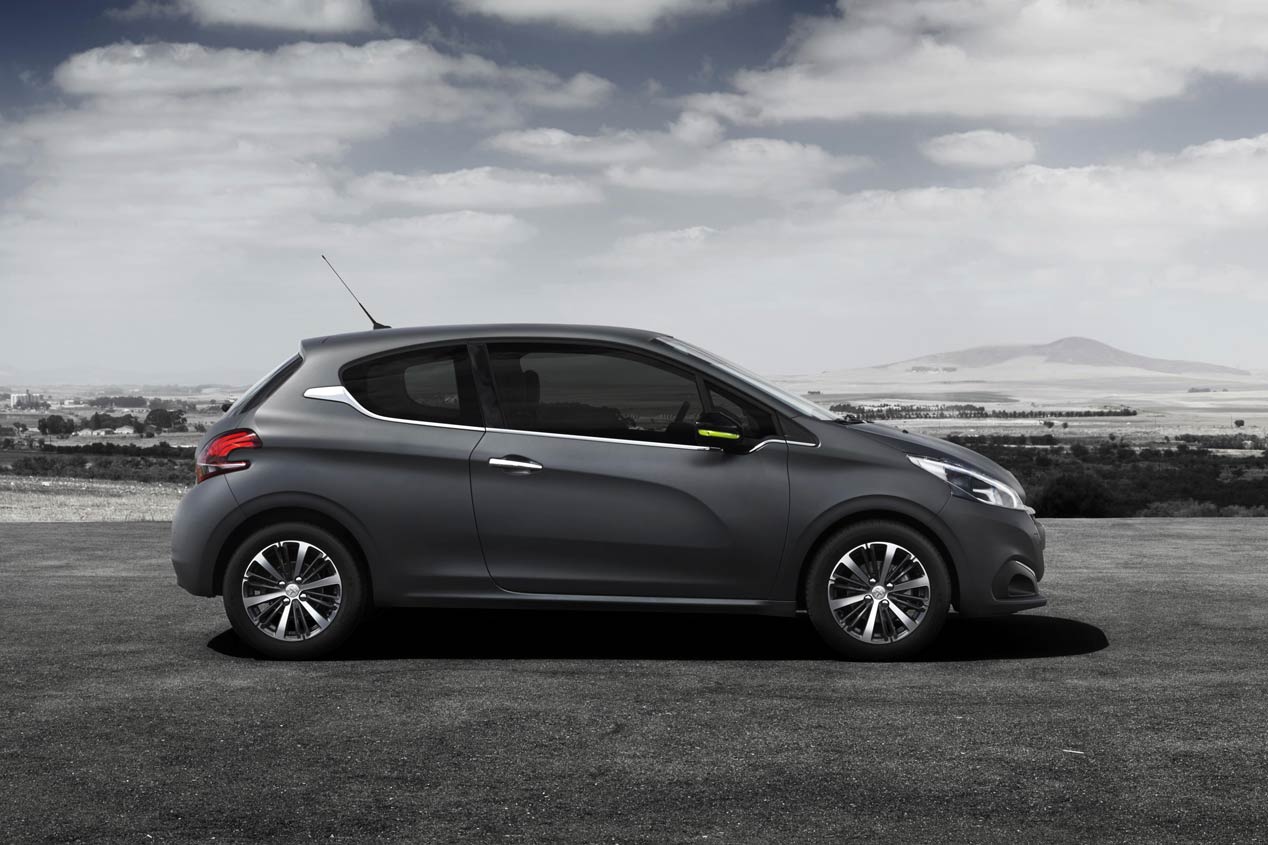 Peugeot 208 2015