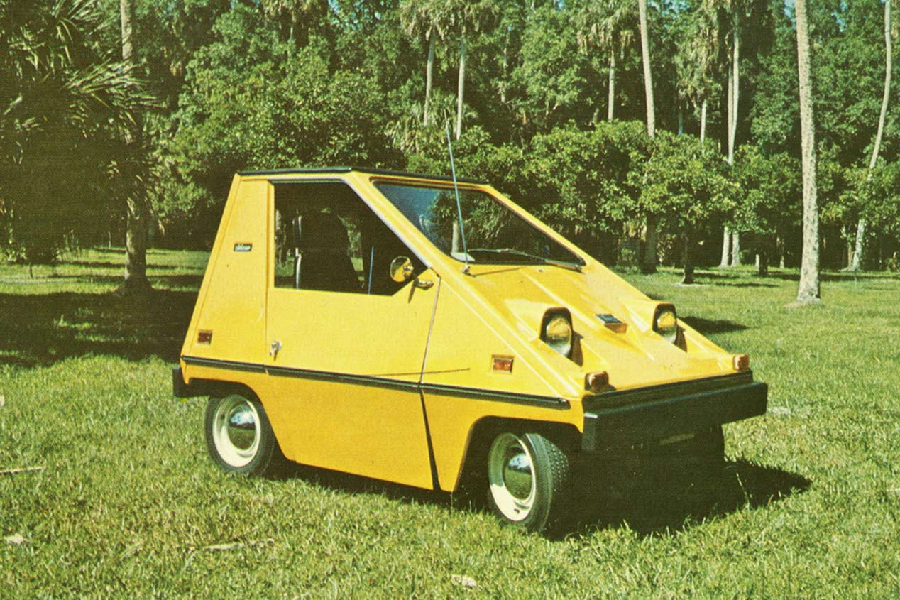 Sebring Vanguard City car