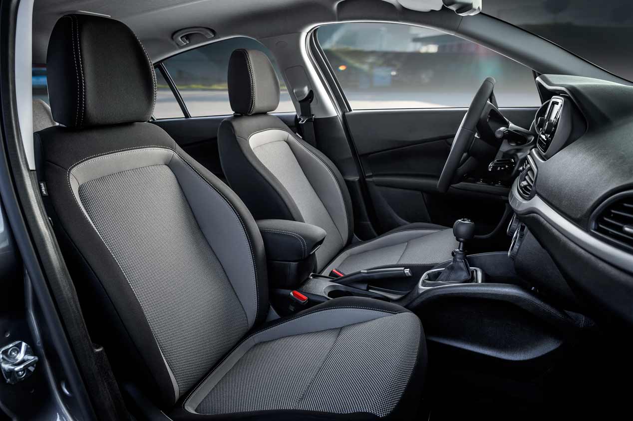 Fiat Tipo 2016 interior