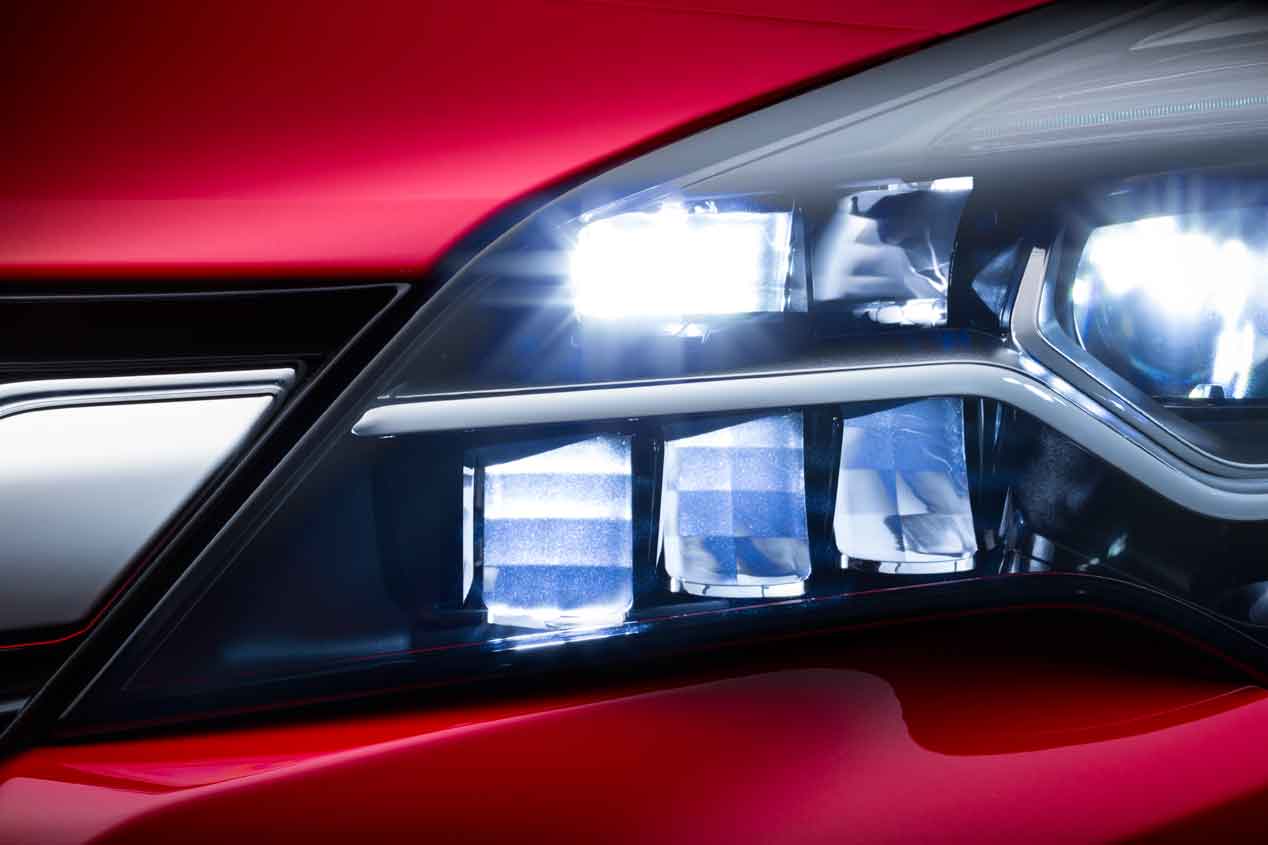 Opel Astra. Luces IntelliLux Led Matrix 