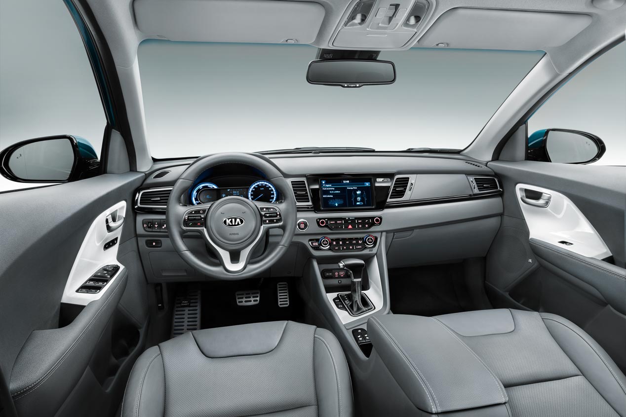 Kia Niro Hybrid interior