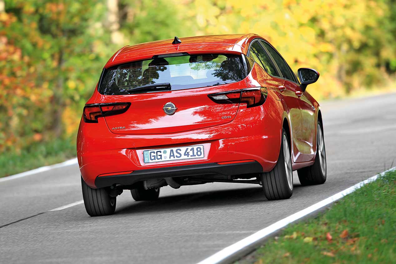 Opel Astra 2016