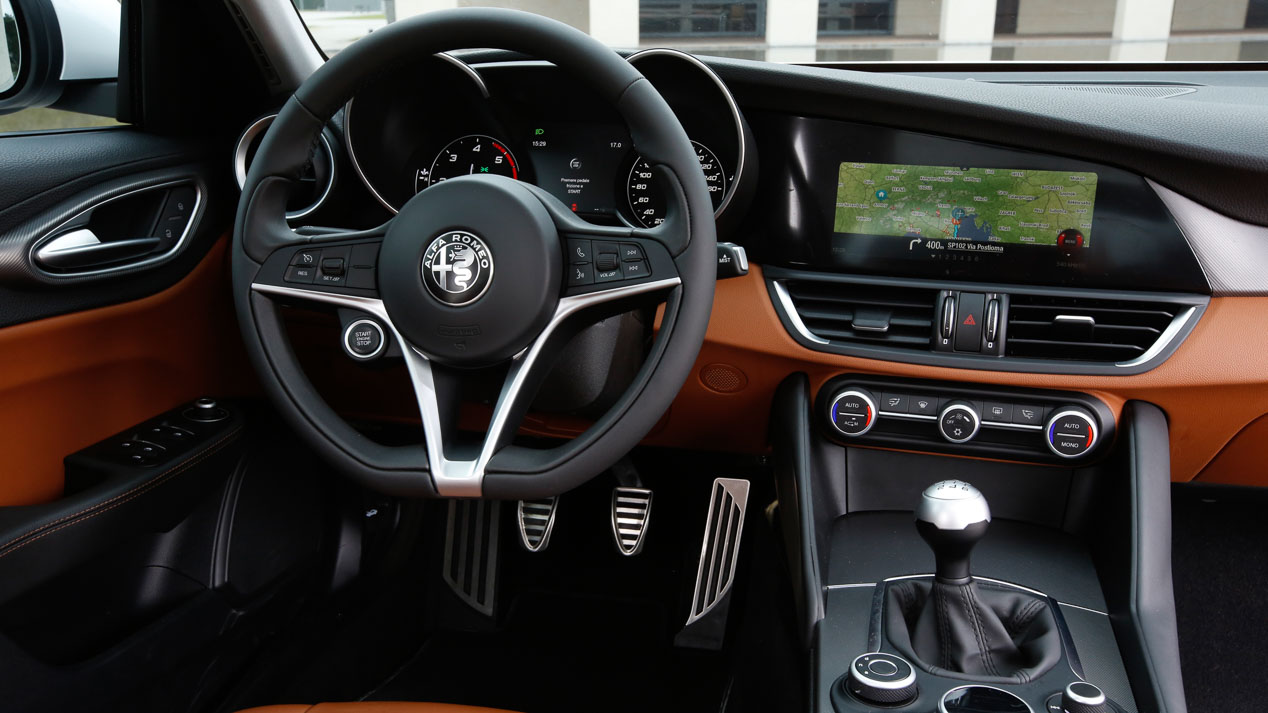 Alfa Romeo Giulia interior