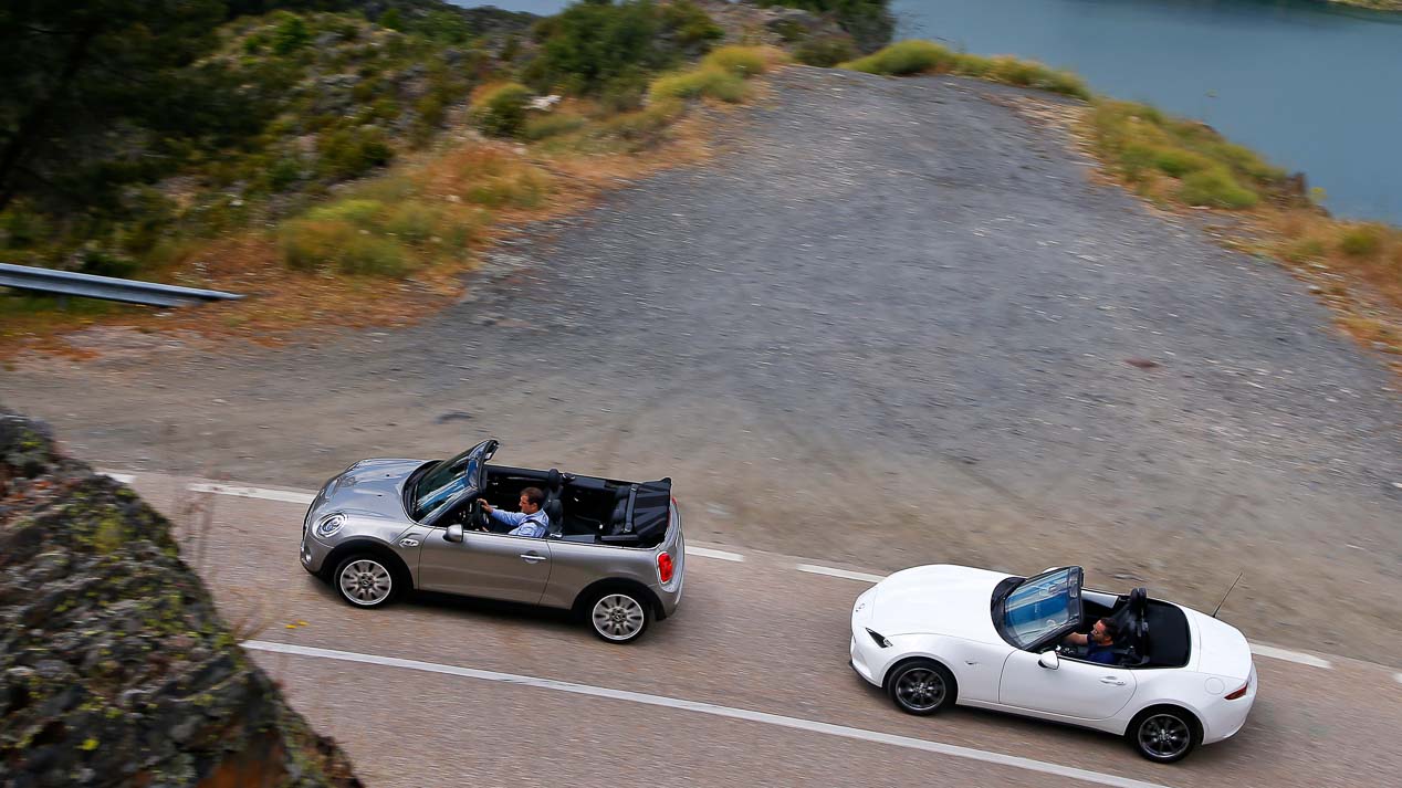 Mazda MX-5 y Mini Cabrio