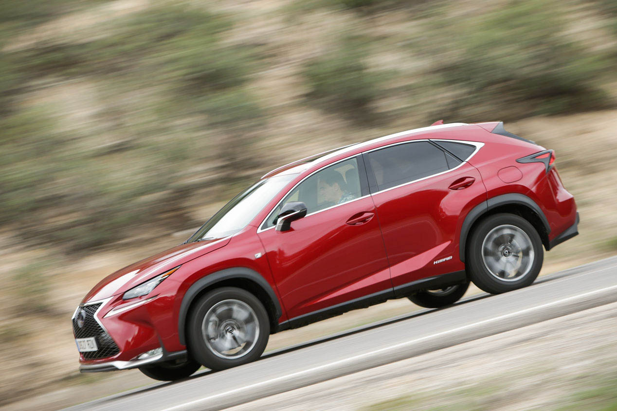 Lexus NX 300h