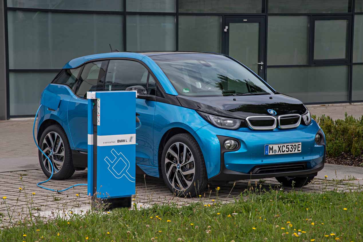 El BMW i3 aumenta su autonomía conservando intacta su imagen 