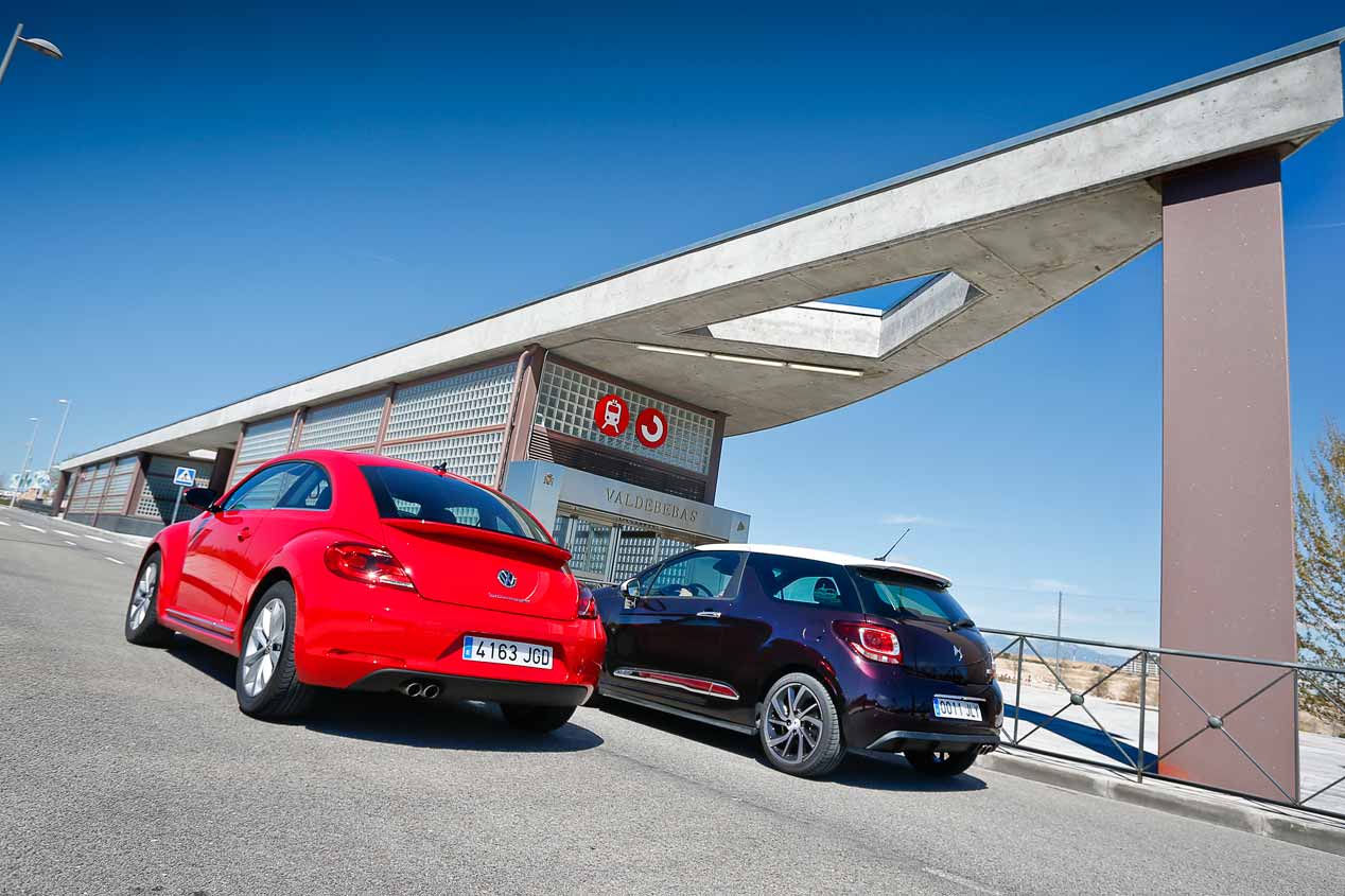 Volkswagen Beetle y DS 3, ¿cuál es mejor?