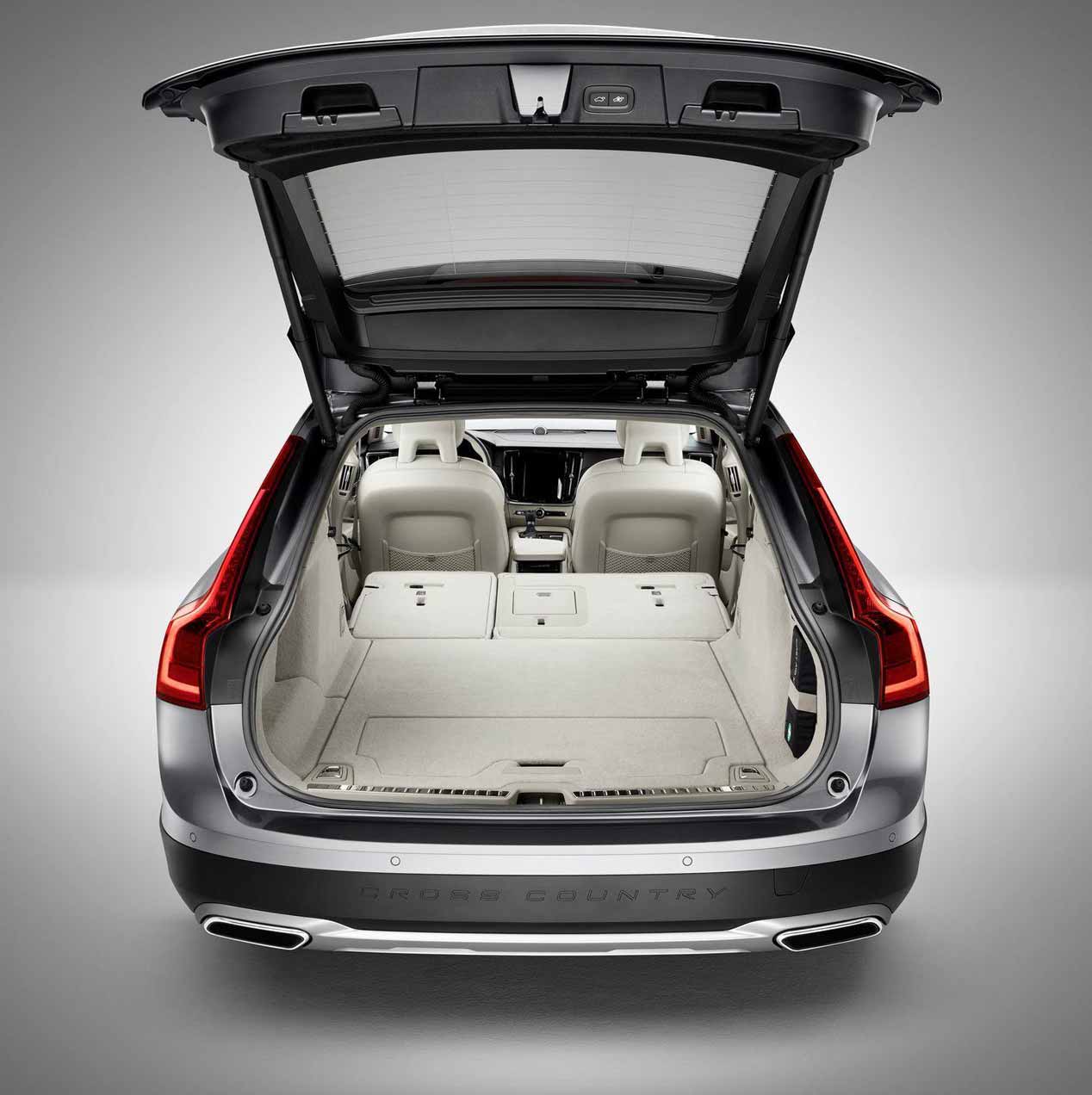 Volvo V90 Cross Country