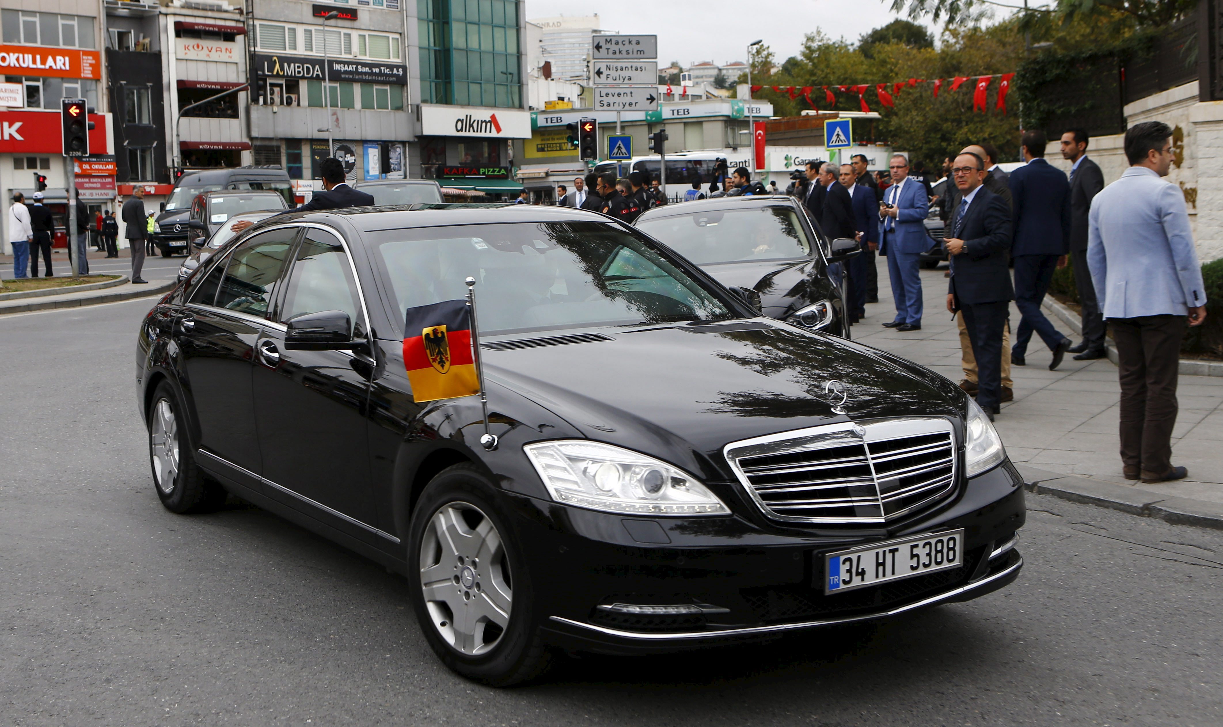 Mercedes-Benz S600L