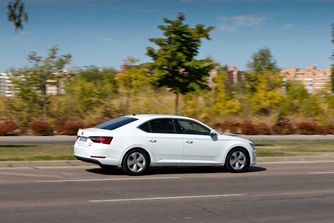 Skoda Superb 1.6 TDI Greenline