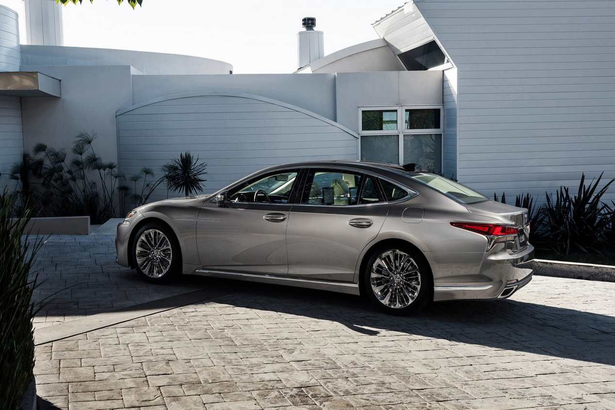 Lexus LS 500