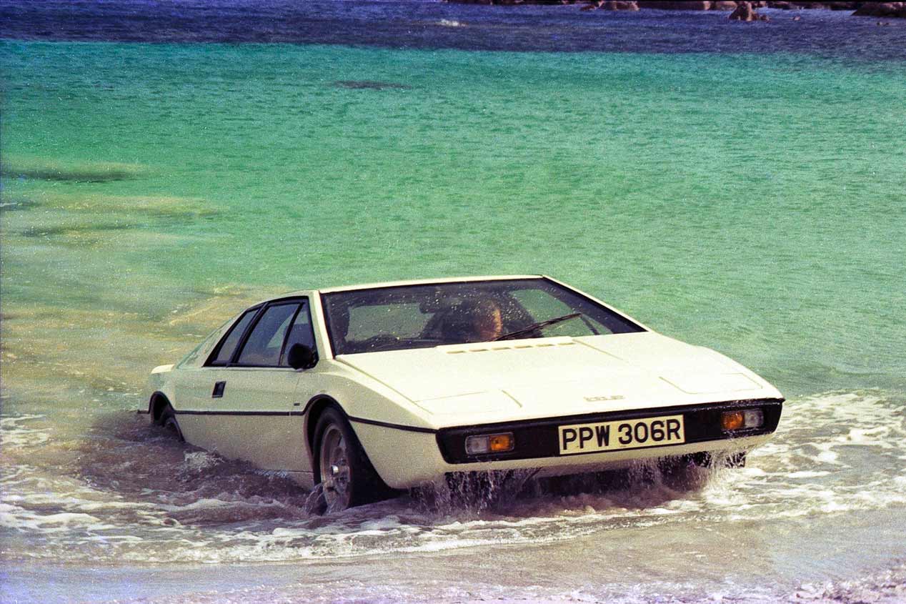 Lotus Espirit S1 James Bond