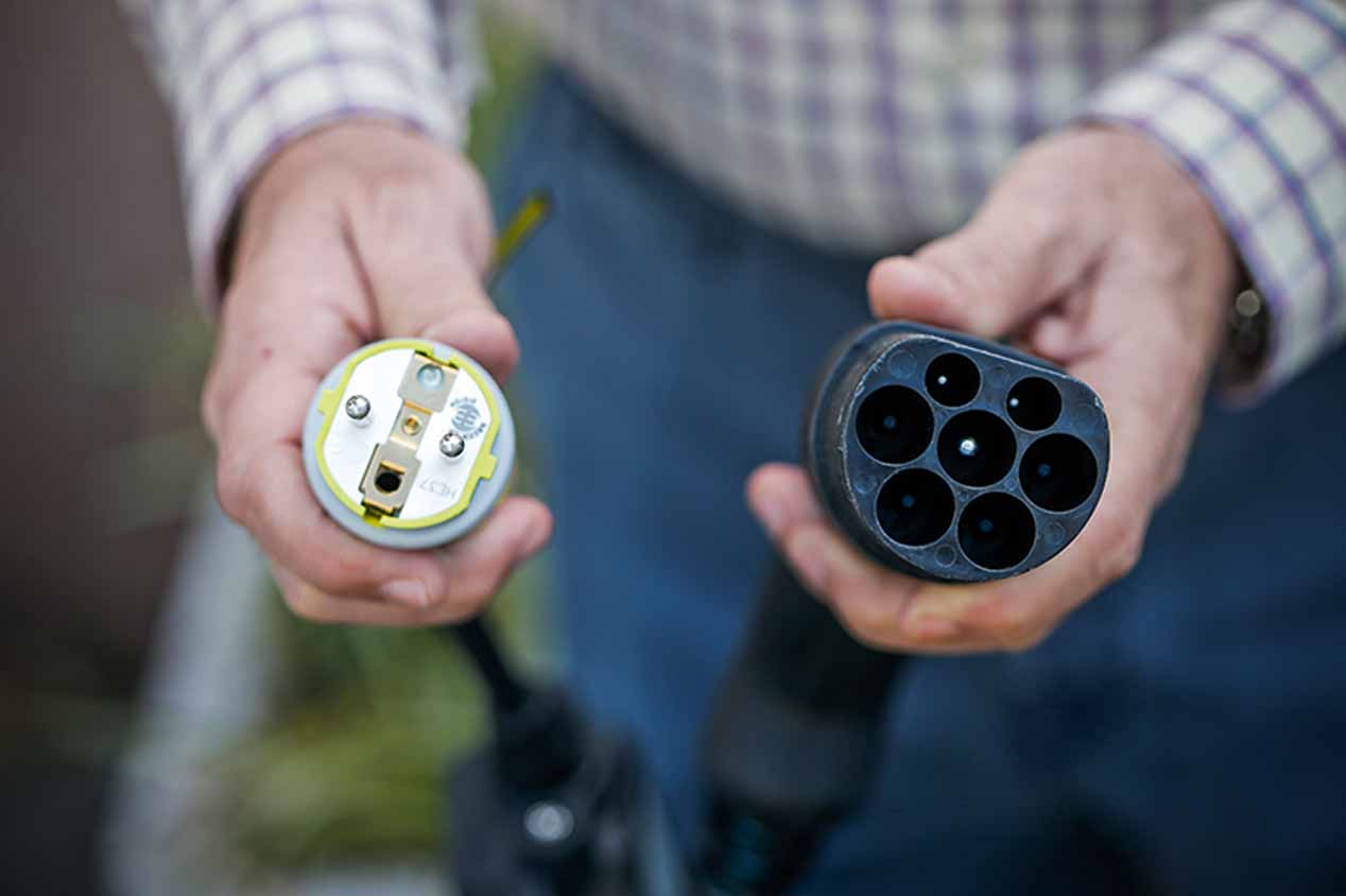 Enchufes para recarga de coche eléctrico