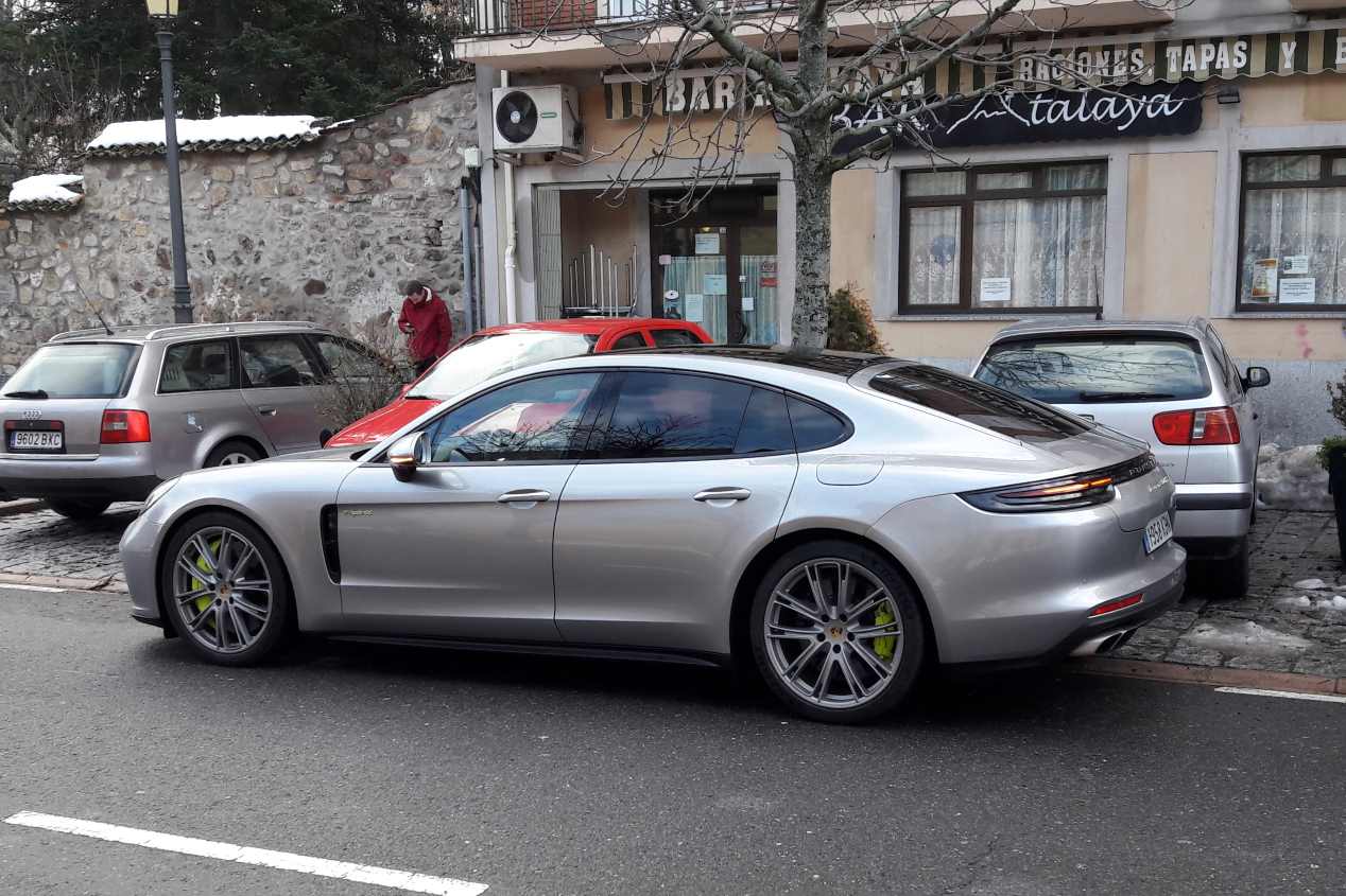 Porsche Panamera Turbo S E-Hybrid