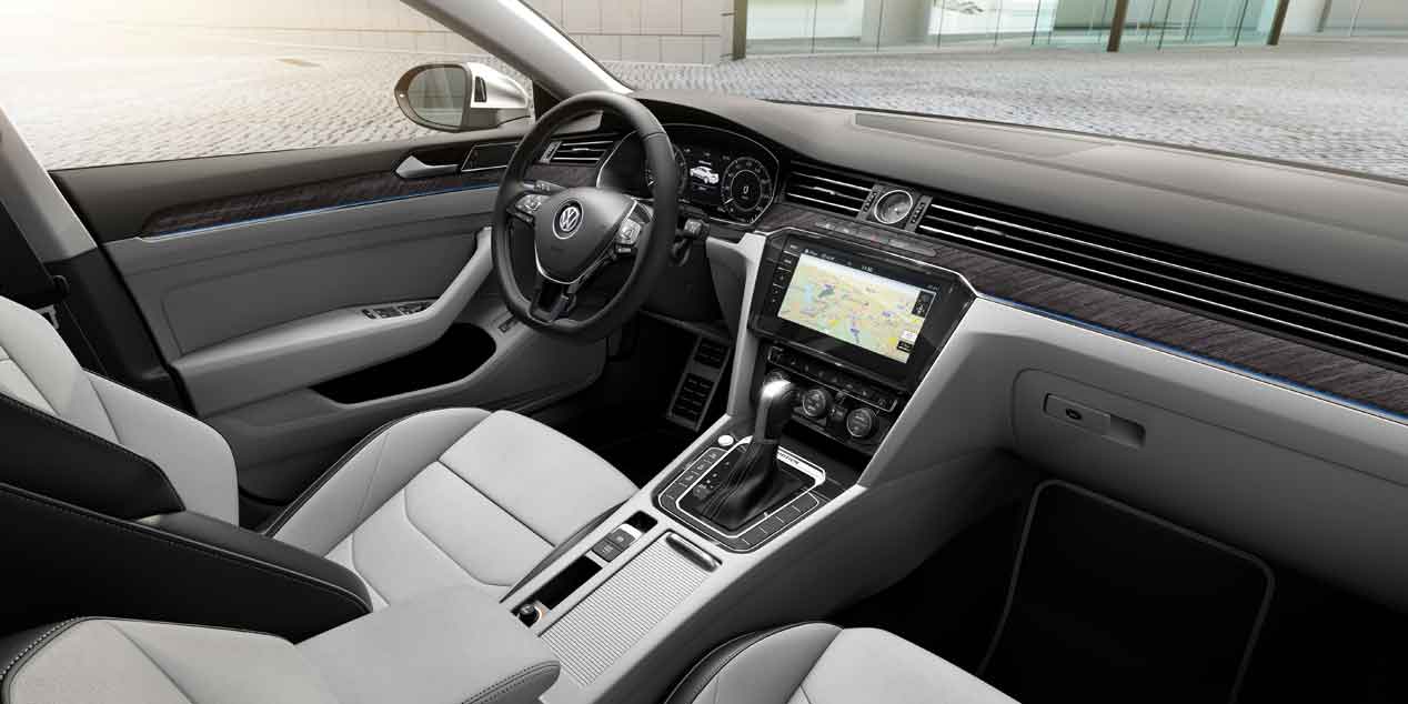 VW Passat 2019: interior