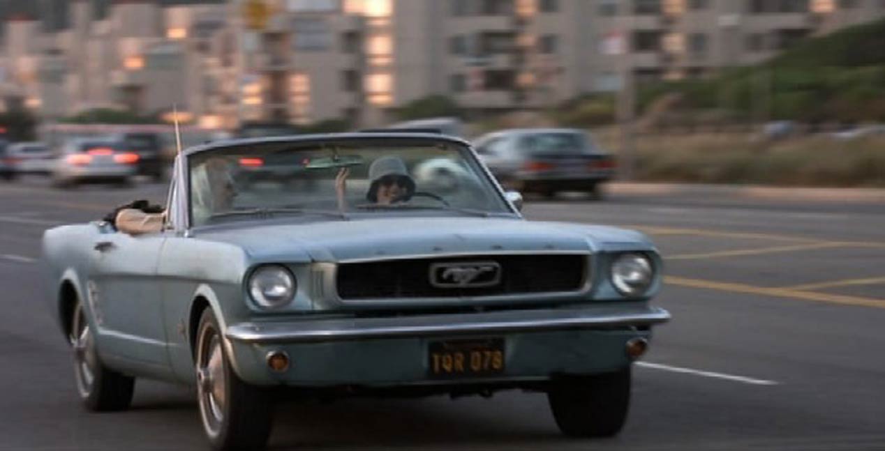 El Ford Mustang, en “Princesa por sorpresa” (2001)