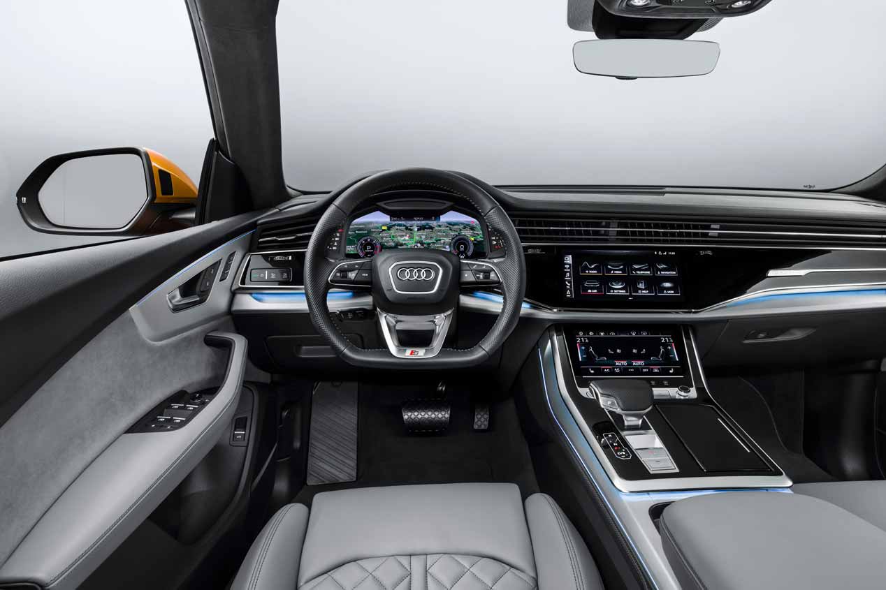 Audi Q8 interior