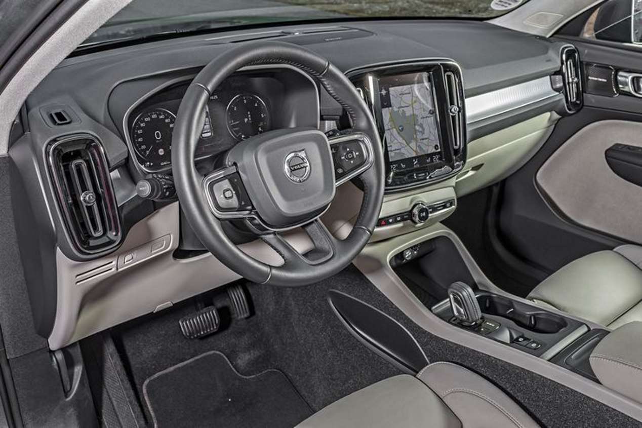 Volvo XC40: interior