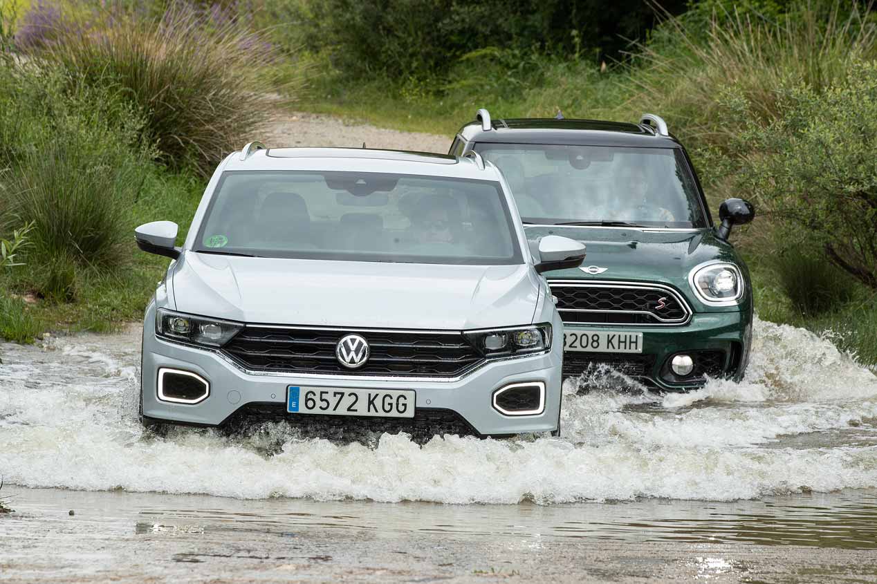 Mini Countryman vs VW T-Roc