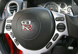 Nissan GT-R