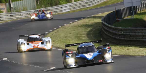 A la frenada de la Curva Porsche se llega a más de 300 km/h.