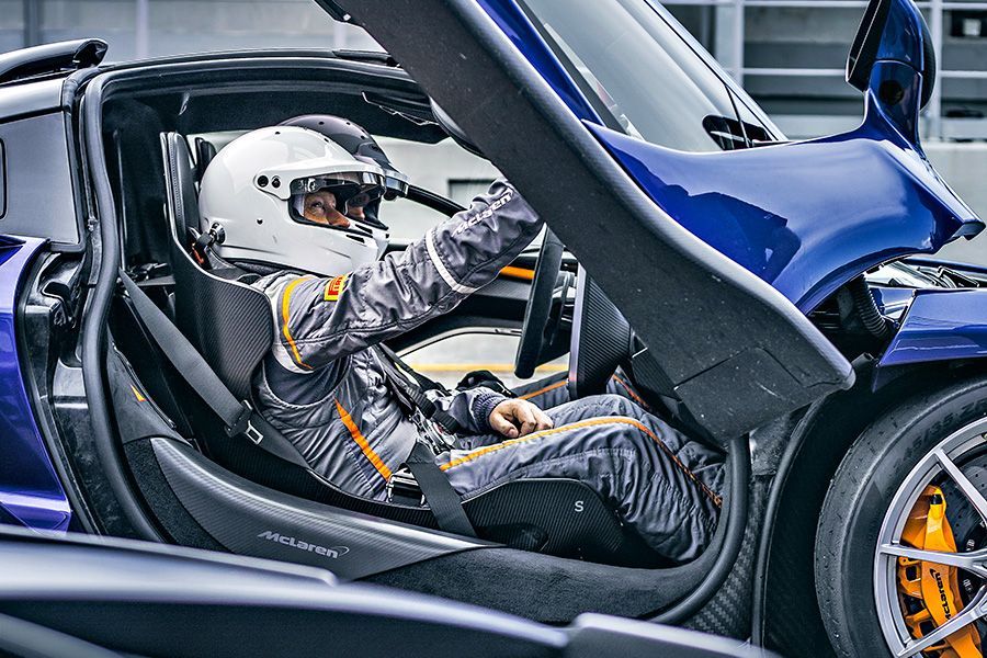 McLaren Senna