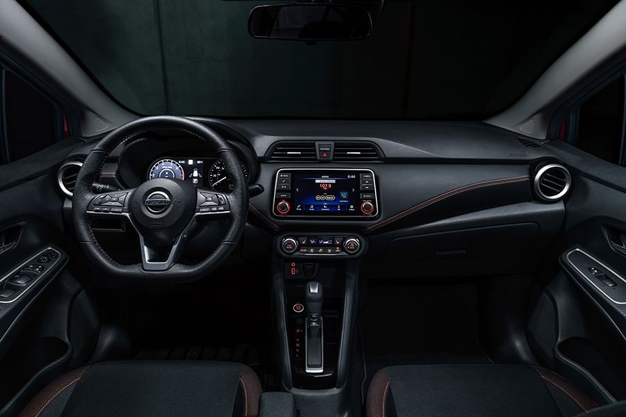 Nissan Versa 2020