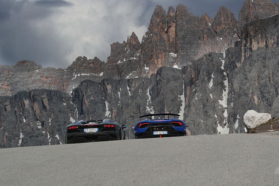 Lamborghini Aventador S Roadster & Huracán Performante Spyder