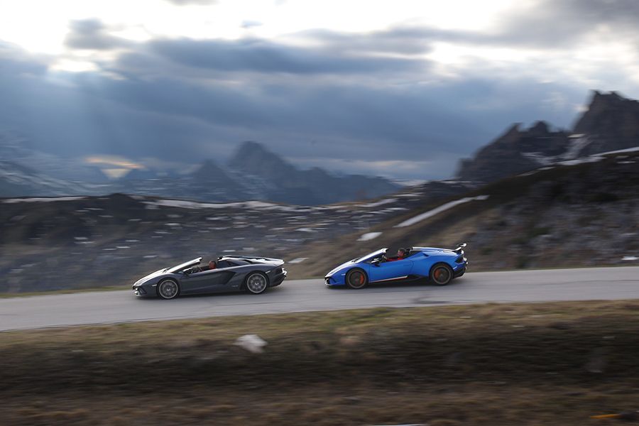Lamborghini Aventador S Roadster & Huracán Performante Spyder