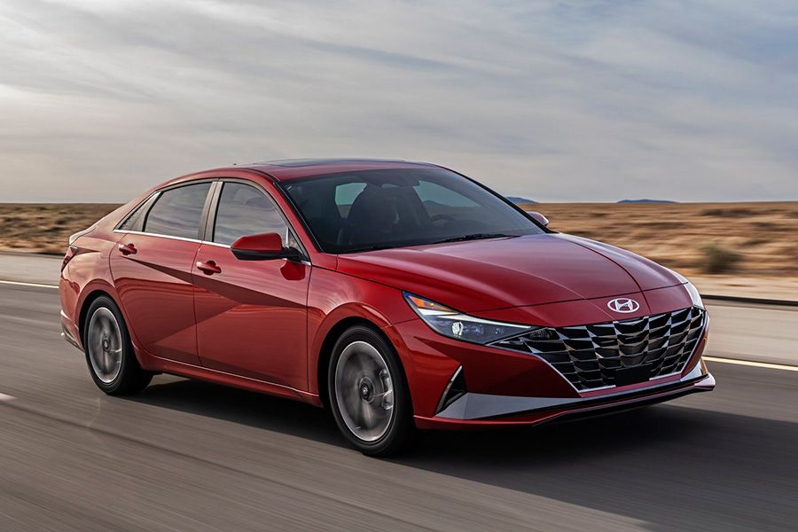hyundai-elantra-frente.jpg
