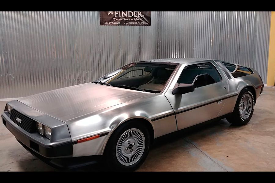 delorean-dmc-12-toyota-sr5-xtra-cab-frente.jpg