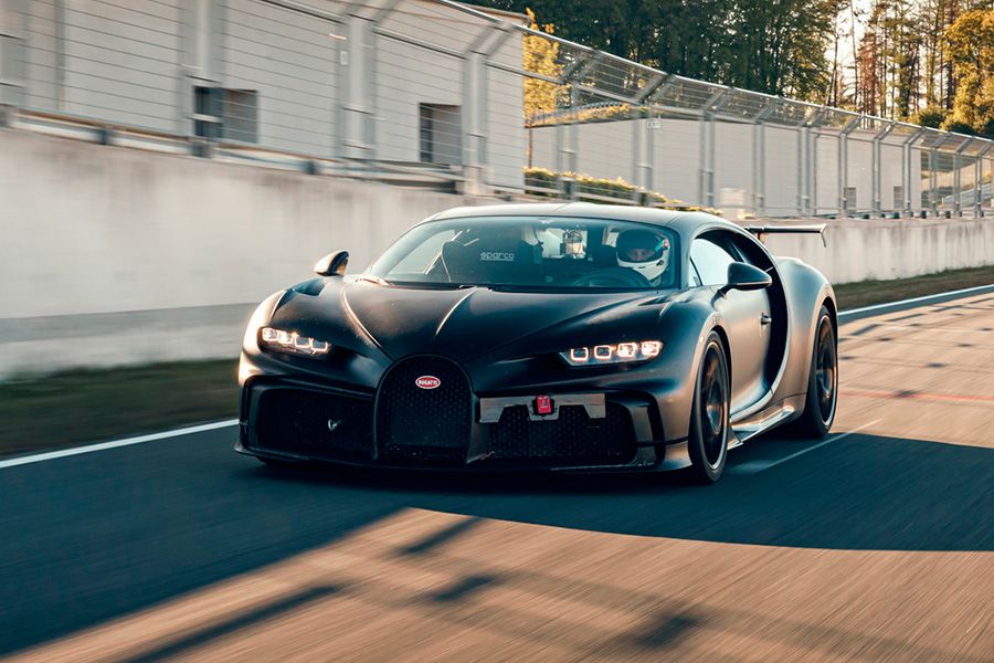 bugatti-chiron-pur-sport.jpg