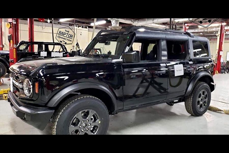 ford-bronco-mustang-mach-e.jpg