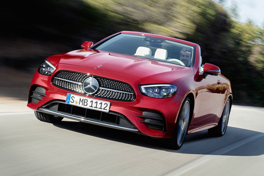 mercedes-benz-clase-e-coupe-cabriolet-2021-frente.jpg