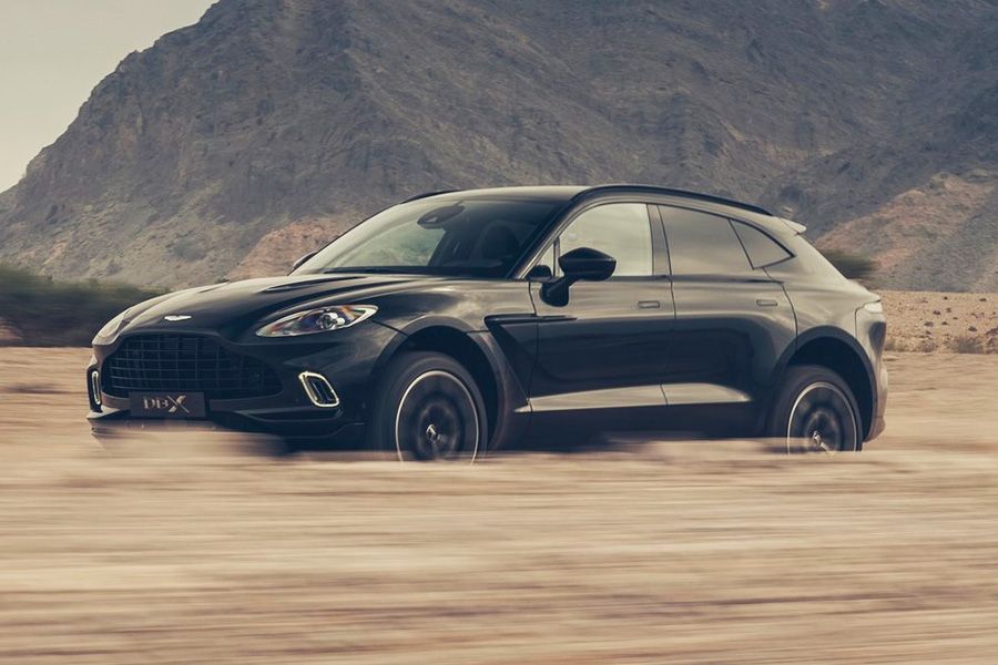 aston-martin-dbx-2021-perfil.jpg